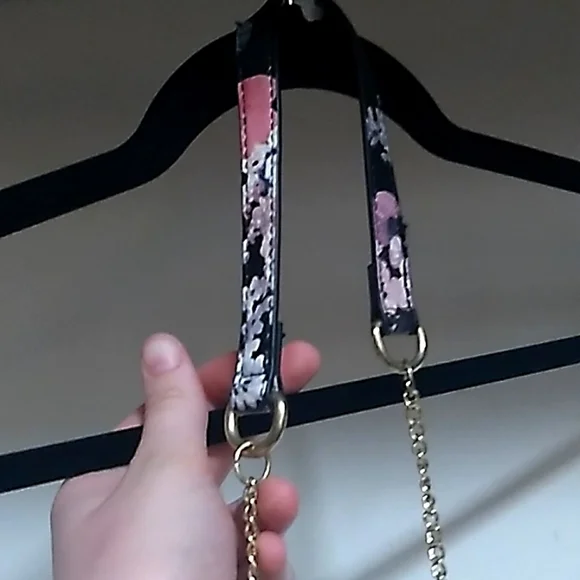 Floral purse. - Picture 3 of 8